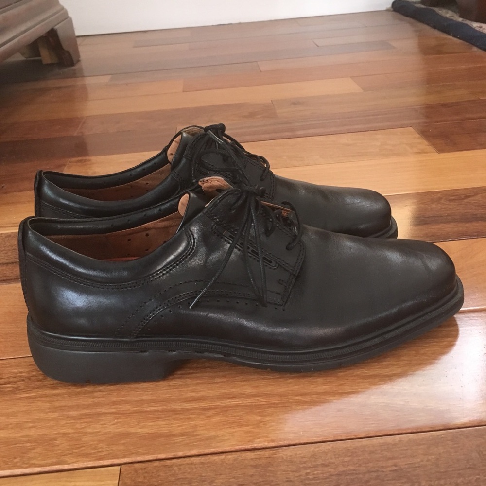 Structure dress shoes NWOT